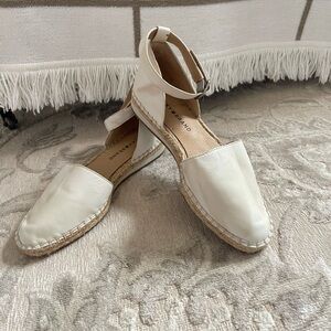 Lucky Brand Cream Espadrille Flats